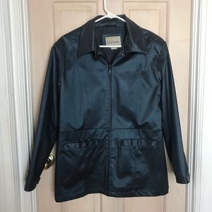 Basic editions jacket / rain coat